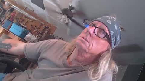 handystud33 online show from 04.09.26