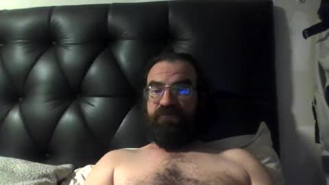 Snapshot of handywoody chatting on 06.14.26 handywoody online show from 06.14.26