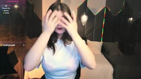 Hania online show from 04.22.26