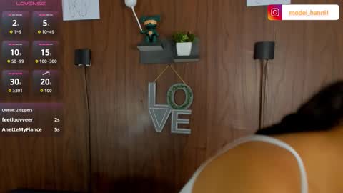 Snapshot of hanii_ chatting on 09.12.25 hanii_ online show from 09.12.25