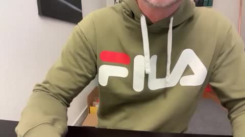 hanky online show from 12.05.25