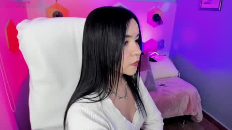 Snapshot of hanna__becker chatting on 12.21.24 hanna  online show from 12.21.24