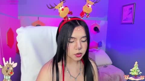 Snapshot of hanna__becker chatting on 12.22.24 hanna  online show from 12.22.24