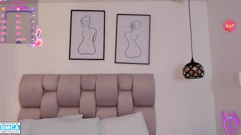 hanna__evans_ online show from 11.02.25