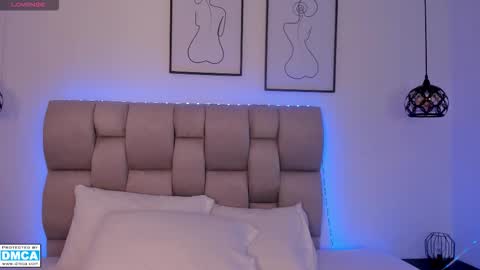 hanna__evans_ online show from 03.26.26