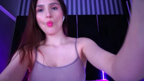 hanna__klein online show from 01.30.25