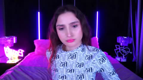 hanna__klein online show from 02.01.25