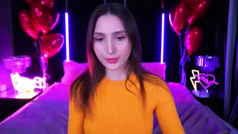 hanna__klein online show from 02.13.25