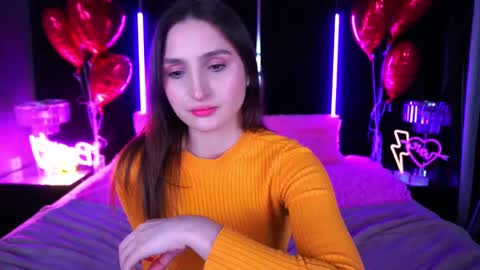hanna__klein online show from 02.13.25