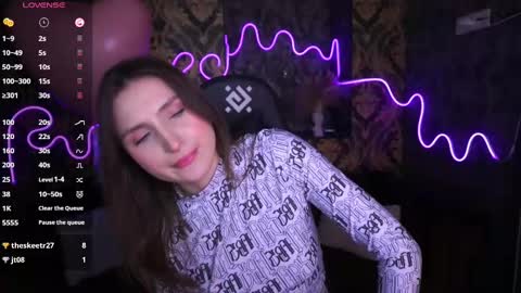 hanna__klein online show from 02.18.25