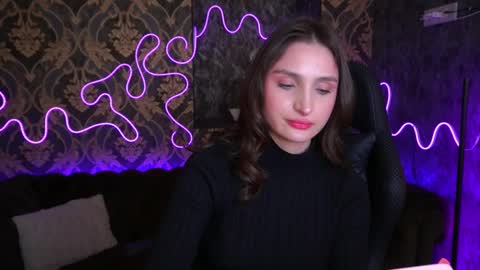 hanna__klein online show from 02.23.25
