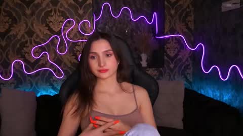 hanna__klein online show from 02.27.25