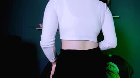 Hanna  online show from 01.07.25