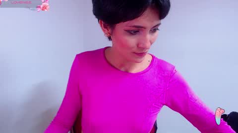 Snapshot of hanna_chloe chatting on 12.14.24 Sara online show from 12.14.24