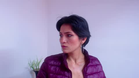 Snapshot of hanna_chloe chatting on 12.18.24 Sara online show from 12.18.24