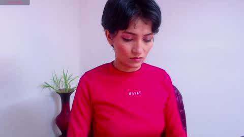 Snapshot of hanna_chloe chatting on 12.21.24 Sara online show from 12.21.24