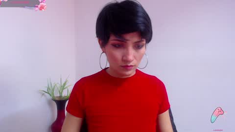 Snapshot of hanna_chloe chatting on 12.24.24 Sara online show from 12.24.24