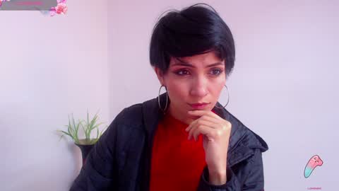 Snapshot of hanna_chloe chatting on 12.24.24 Sara online show from 12.24.24