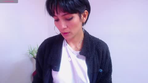 Snapshot of hanna_chloe chatting on 12.31.24 Sara online show from 12.31.24