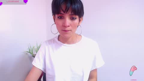 Snapshot of hanna_chloe chatting on 12.31.24 Sara online show from 12.31.24