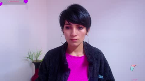Snapshot of hanna_chloe chatting on 01.04.25 Sara online show from 01.04.25