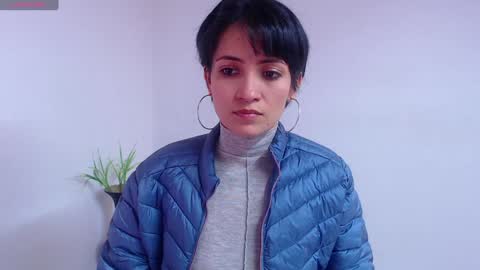 Snapshot of hanna_chloe chatting on 01.07.25 Sara online show from 01.07.25