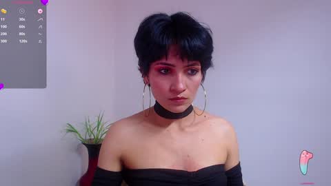 Snapshot of hanna_chloe chatting on 01.10.25 Sara online show from 01.10.25