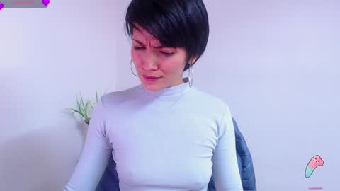 Snapshot of hanna_chloe chatting on 01.13.25 Sara online show from 01.13.25