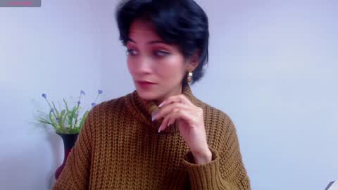 Snapshot of hanna_chloe chatting on 02.05.25 Sara online show from 02.05.25