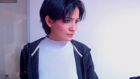 Snapshot of hanna_chloe chatting on 02.18.25 Sara online show from 02.18.25