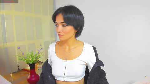 Snapshot of hanna_chloe chatting on 02.21.25 Sara online show from 02.21.25