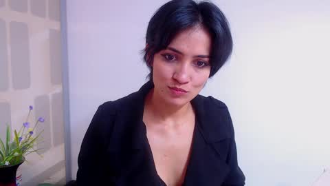 Snapshot of hanna_chloe chatting on 02.26.25 Sara online show from 02.26.25
