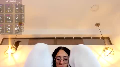 Snapshot of hanna_corne chatting on 10.25.25 HANNA online show from 10.25.25