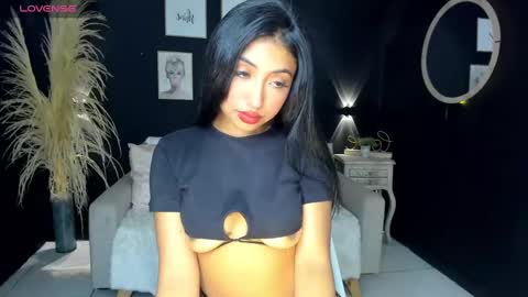 Snapshot of hanna_fost chatting on 12.02.24 im Hanna online show from 12.02.24