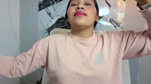 hanna_goldenst online show from 11.21.25