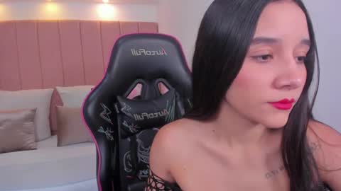 Hanna Jhonnes online show from 09.18.25