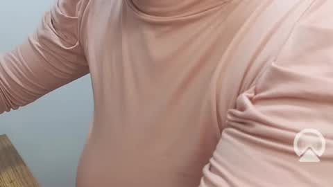 Anna online show from 02.13.25