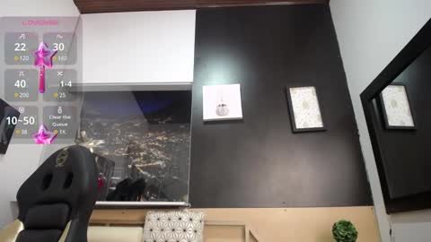 hanna_lamber online show from 12.22.24