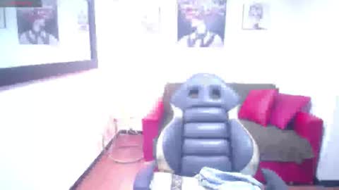 hanna_lamber online show from 09.12.25