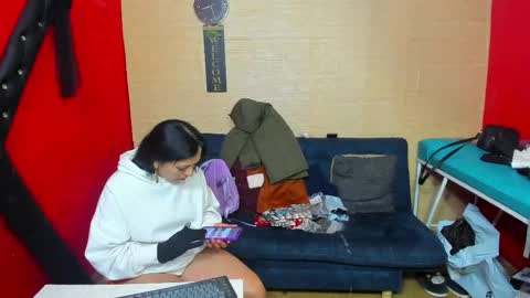 Hanna online show from 10.04.25