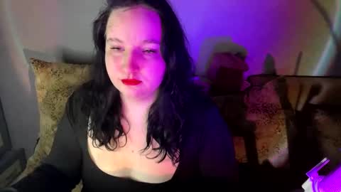 Snapshot of hanna_mildss chatting on 02.23.25 hanna_mildss online show from 02.23.25