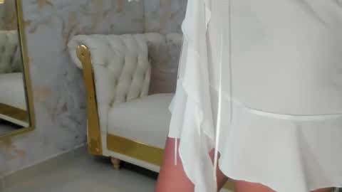 Snapshot of hanna_slut chatting on 10.01.25 EVA online show from 10.01.25