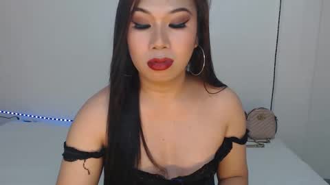 Hannah online show from 03.10.25