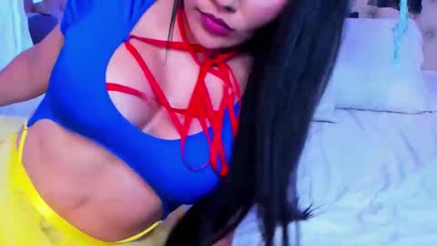 Hanna Brunn  online show from 10.26.25