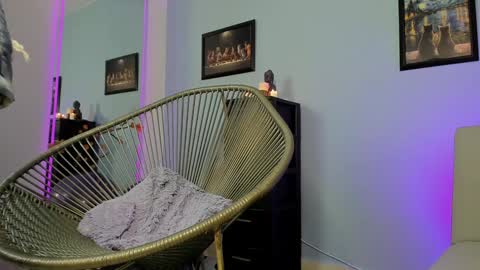 Hanna online show from 01.04.25