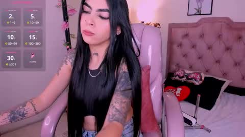 Snapshot of hannacolleman chatting on 09.22.25 Hanna online show from 09.22.25