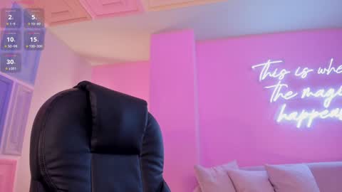  Hanna Connor  online show from 01.24.25