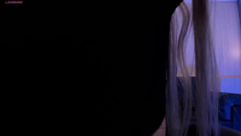  Hanna Connor  online show from 02.25.25