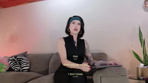 Hannah  online show from 02.28.26