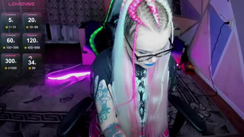 Hannah online show from 12.10.24